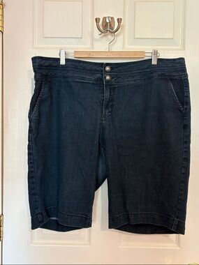 Lot of 3 pair of shorts Size 20, Women’s Denim Bermuda style Shorts